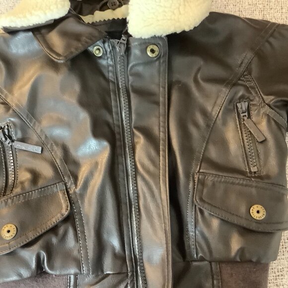 ** Infant 24 Mo Faux Leather Biker Jacket Black Removable Sherpa Collar Zip - Picture 3 of 11
